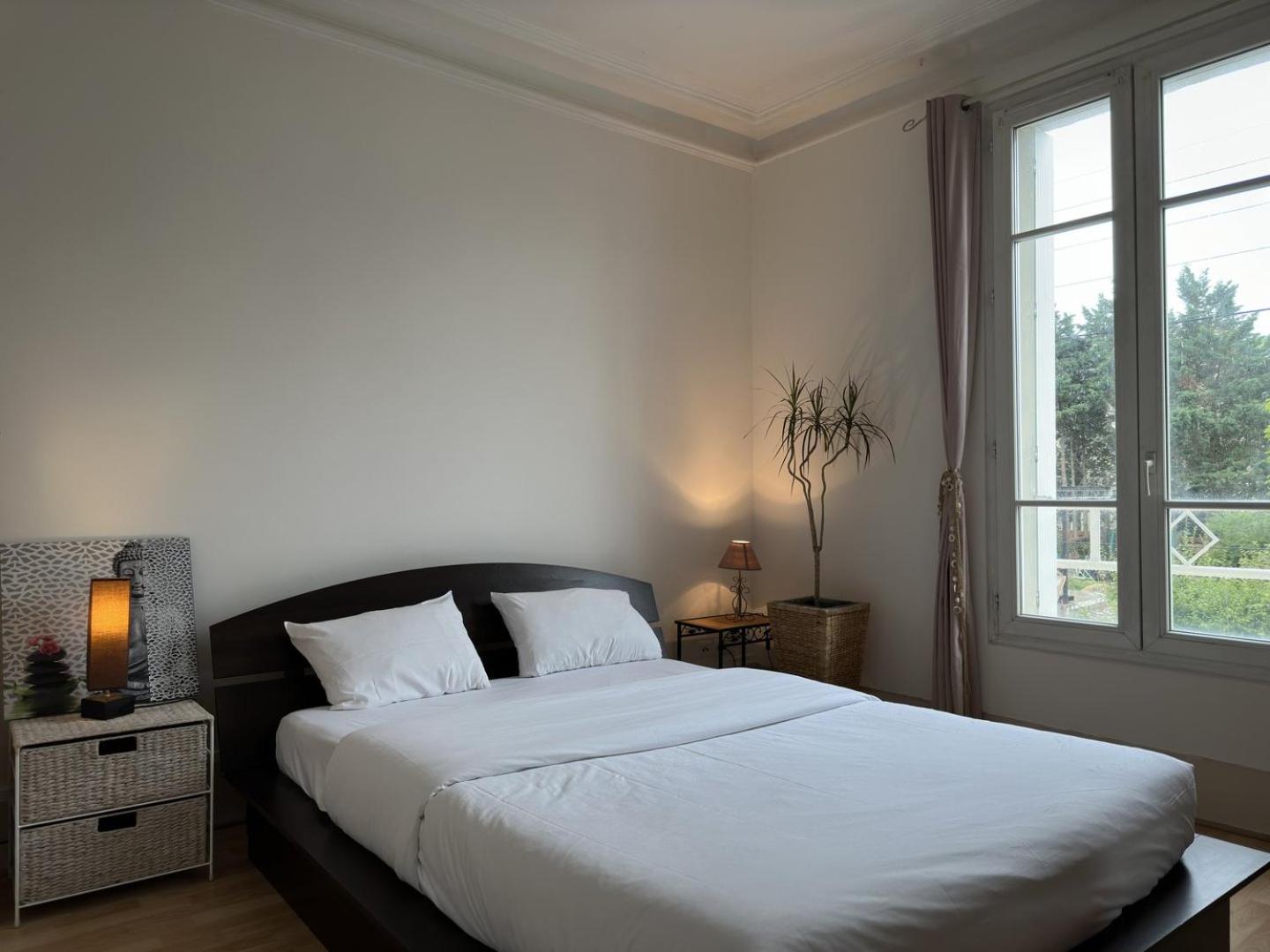 Hotel La Maison Des Lumieres à Chartres Extérieur photo